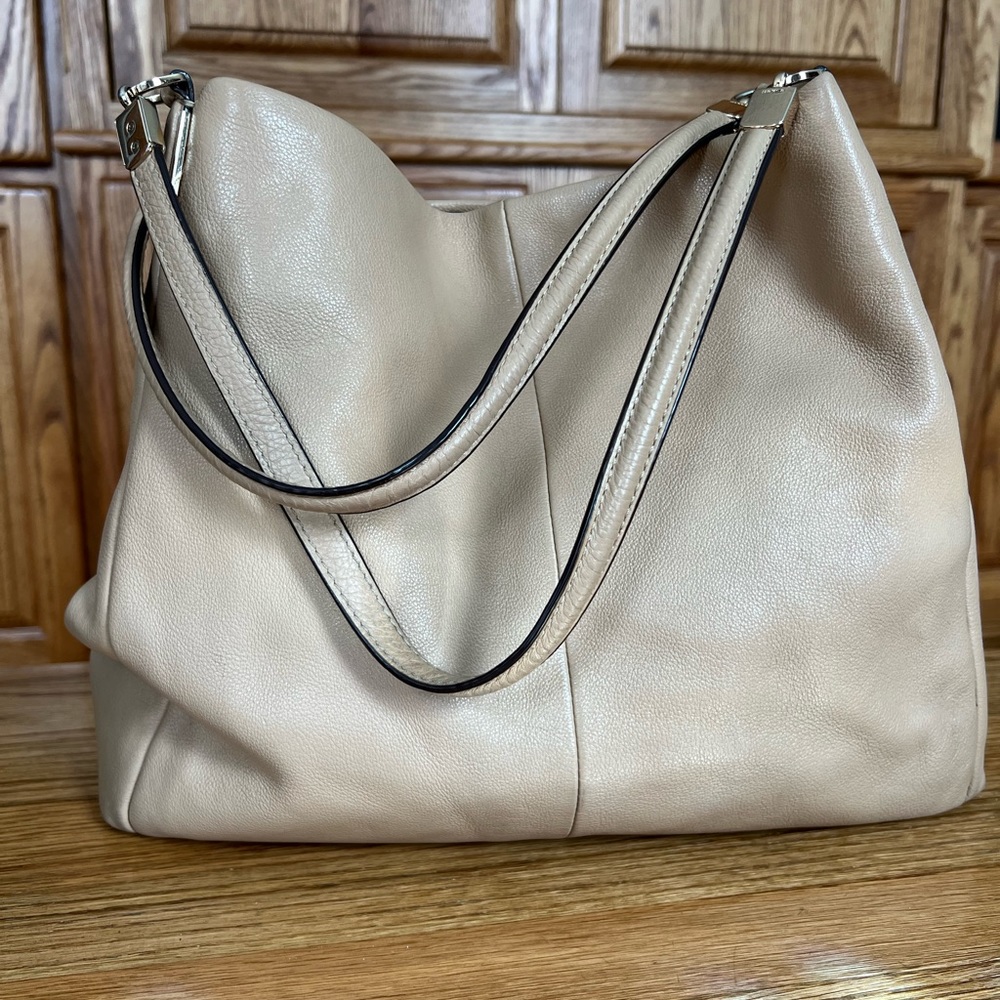 Coach Pebbled Leather 🌷SOLD LOCALLY